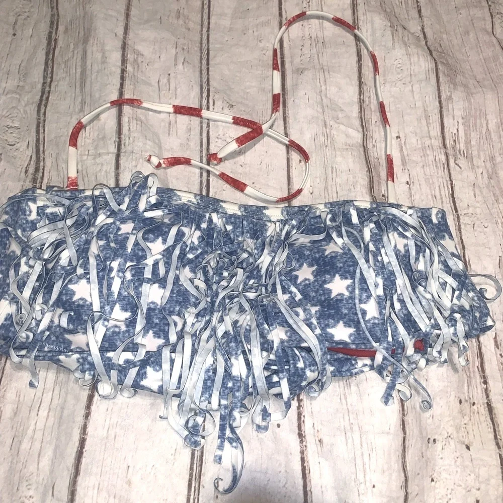 Heat patriotic flag star print 4th of July fringe bikini top M